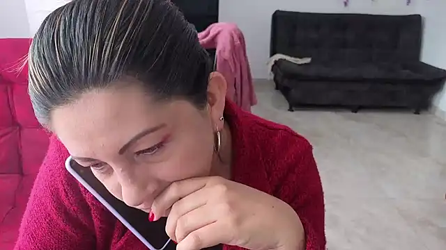 Snapshot of xxsexycutexxx chatting on October 3, 1:05 pm xxsexycutexxx online show from October 3, 1:05 pm