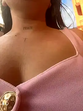 Snapshot of laarti chatting on September 11, 5:35 pm laarti online show from September 11, 5:35 pm