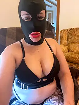 Snapshot of laarti chatting on September 10, 4:29 pm laarti online show from September 10, 4:29 pm