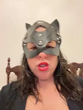 Snapshot of laarti chatting on October 10, 5:18 pm laarti online show from October 10, 5:18 pm