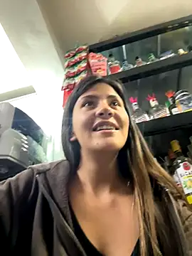 Snapshot of Andrea18_blonde chatting on October 20, 10:35 pm Andrea18 blonde online show from October 20, 10:35 pm