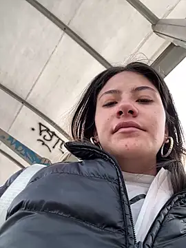 Snapshot of Andrea18_blonde chatting on October 6, 12:55 pm Andrea18 blonde online show from October 6, 12:55 pm