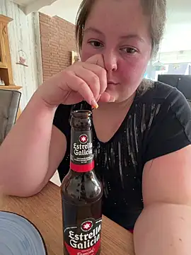 Lars-Lola online show from March 15, 1:57 pm