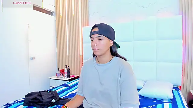 Snapshot of Liiam_smith_ chatting on October 9, 6:23 pm Liiam smith  online show from October 9, 6:23 pm