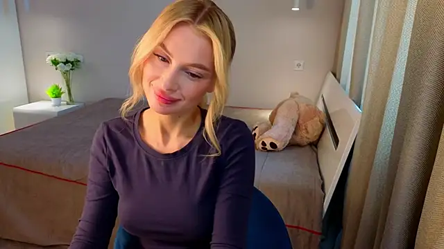 AnitaLamb online show from September 23, 5:05 am