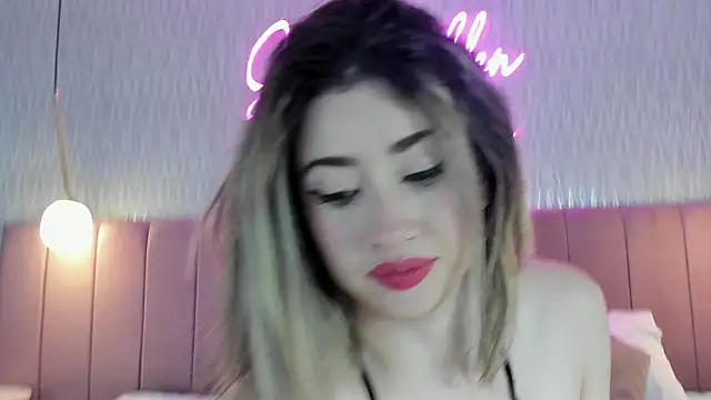 lilithharper wm online show from September 26, 1:42 pm