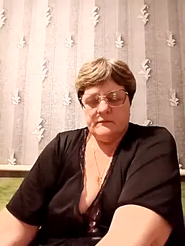 ElzaJewel online show from April 17, 7:49 pm