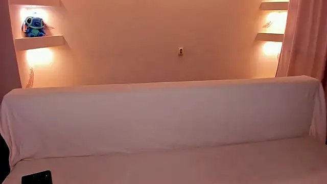 Snapshot of YourMegan chatting on October 23, 8:59 pm YourMegan online show from October 23, 8:59 pm