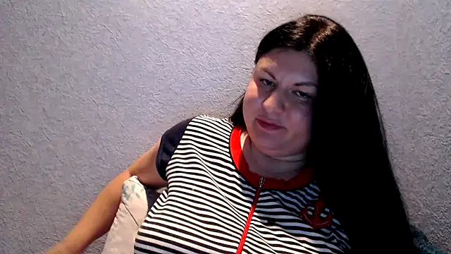 Snapshot of KiraSwee chatting on September 10, 5:13 pm KiraSwee online show from September 10, 5:13 pm
