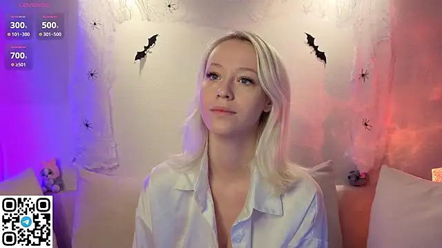 Snapshot of Anadeyaaa chatting on October 30, 12:57 am Anadeyaaa online show from October 30, 12:57 am