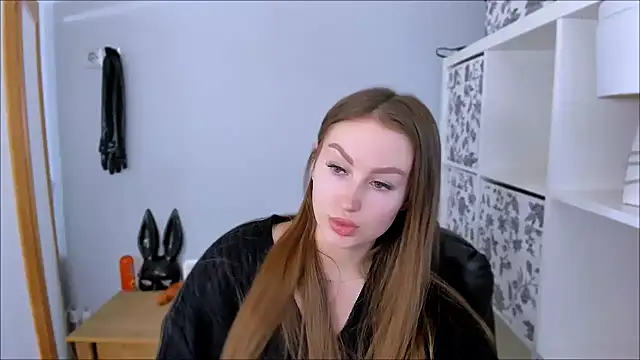 DonnaCam online show from January 8, 5:28 pm