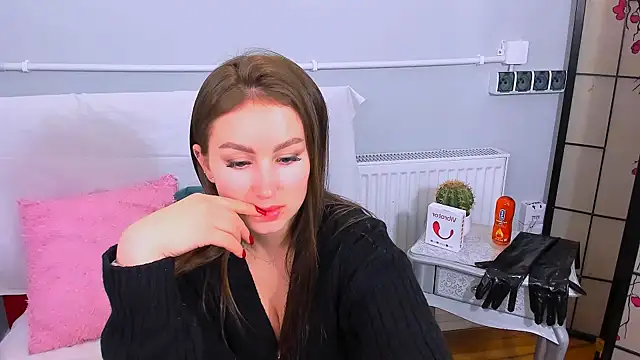 DonnaCam online show from November 29, 4:55 pm