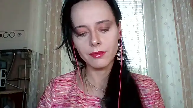 Snapshot of LuminousLady chatting on September 19, 2:27 pm LuminousLady online show from September 19, 2:27 pm