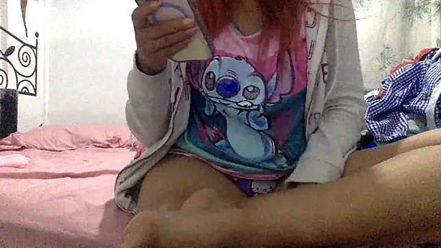 Snapshot of sharonlopez9611 chatting on October 7, 4:28 am sharonlopez9611 online show from October 7, 4:28 am