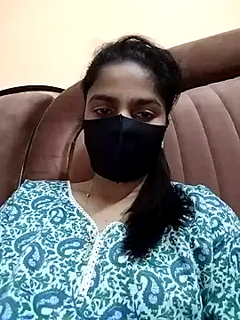 fuungirl38 online show from April 4, 6:40 pm