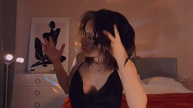 Snapshot of Mia_Luw chatting on September 20, 6:55 am Mia Luw online show from September 20, 6:55 am