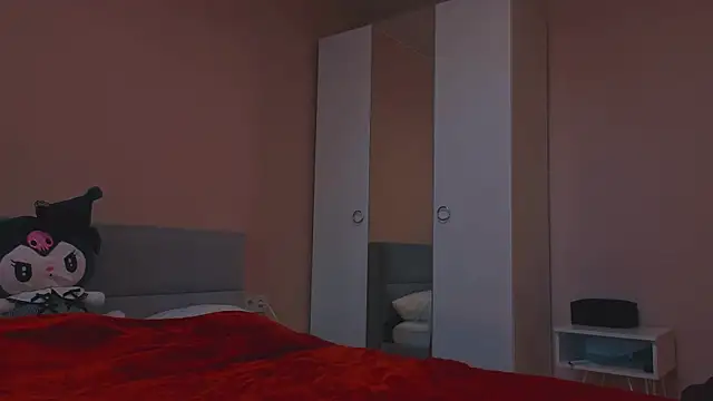 Snapshot of Mia_Luw chatting on October 1, 8:41 am Mia Luw online show from October 1, 8:41 am