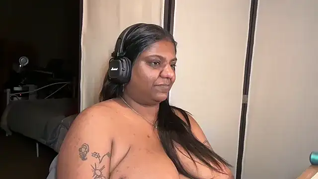 SophieStarShine online show from October 16, 1:08 am