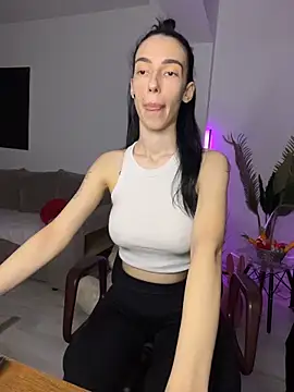 Celine Roxelle online show from April 3, 8:29 pm