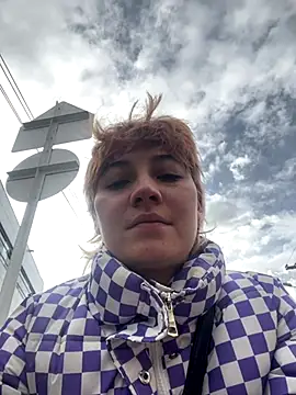 Snapshot of Maggie_Geller chatting on October 20, 8:45 pm Maggie Geller online show from October 20, 8:45 pm