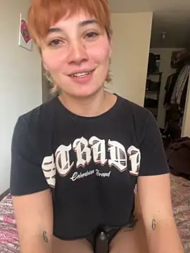 Snapshot of Maggie_Geller chatting on October 10, 8:03 pm Maggie Geller online show from October 10, 8:03 pm