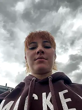 Snapshot of Maggie_Geller chatting on October 8, 7:07 pm Maggie Geller online show from October 8, 7:07 pm