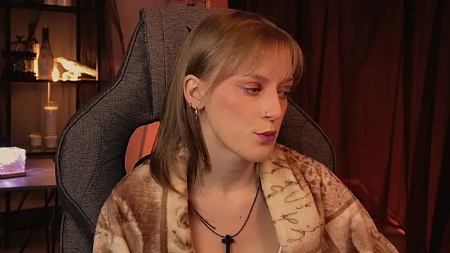 KiraMontoya online show from February 7, 2:26 am