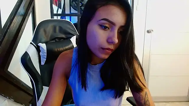 Snapshot of julieta_fn chatting on September 10, 2:50 pm julieta fn online show from September 10, 2:50 pm