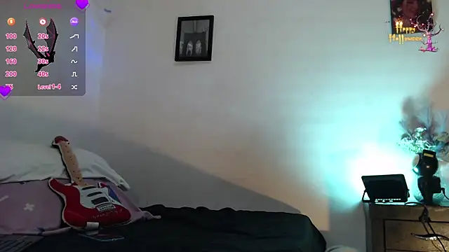 Snapshot of alaia_sweetxxx chatting on October 16, 1:30 am alaia sweetxxx online show from October 16, 1:30 am