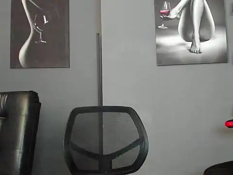 karlyjons12 online show from February 10, 12:08 pm