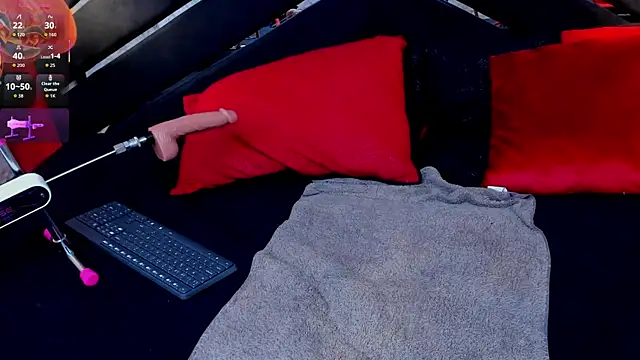 Snapshot of IVISBOUNCYASS chatting on October 24, 1:18 pm IVISBOUNCYASS online show from October 24, 1:18 pm