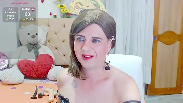 Dolldirtyxxx online show from October 18, 5:21 am