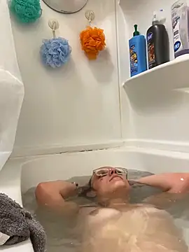 Snapshot of grassXass420 chatting on October 31, 8:46 pm grassXass420 online show from October 31, 8:46 pm