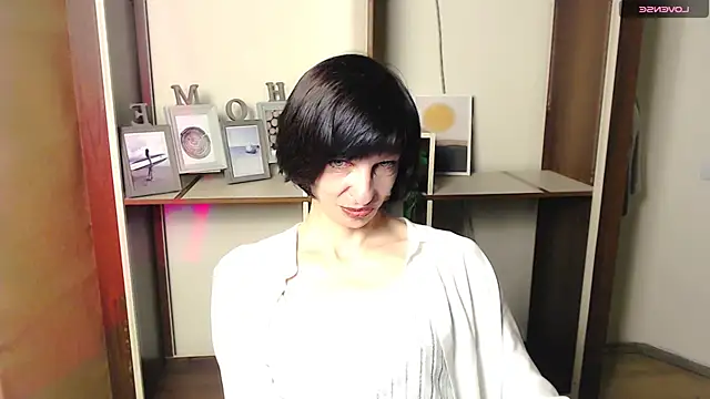  AngeliaFlow  online show from October 21, 7:45 am