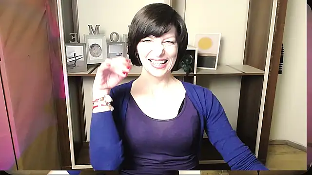  AngeliaFlow  online show from June 1, 8:05 am