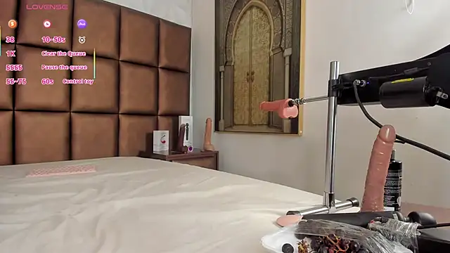 Snapshot of lolyyuno chatting on October 26, 12:28 am lolyyuno online show from October 26, 12:28 am