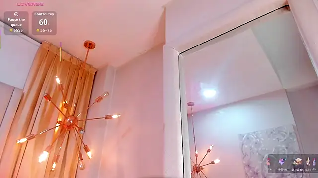 Snapshot of lolyyuno chatting on September 29, 3:33 am lolyyuno online show from September 29, 3:33 am