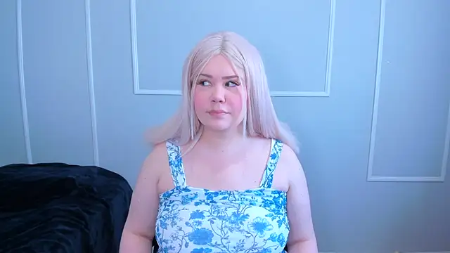  leana  online show from February 12, 5:47 pm