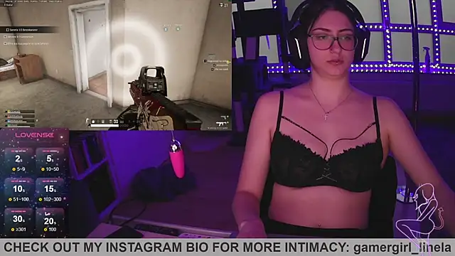 Snapshot of Gamergirl-Linela chatting on October 7, 4:55 pm Gamergirl-Linela online show from October 7, 4:55 pm