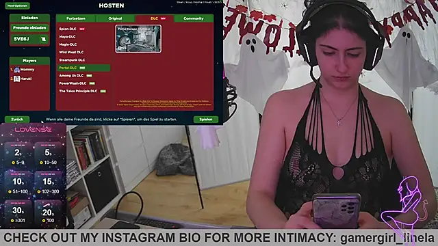 Snapshot of Gamergirl-Linela chatting on October 28, 9:48 am Gamergirl-Linela online show from October 28, 9:48 am