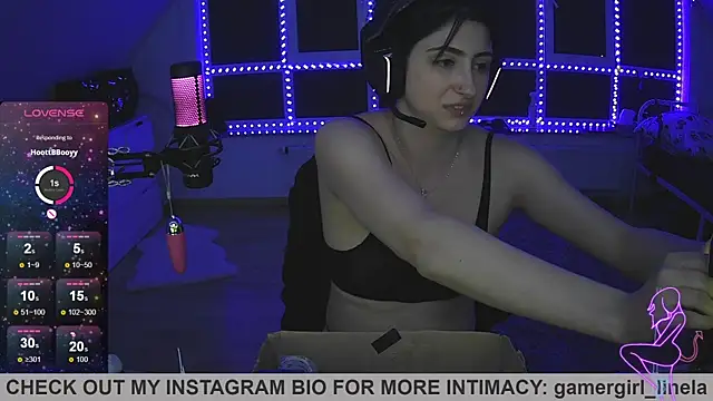 Snapshot of Gamergirl-Linela chatting on September 15, 12:19 am Gamergirl-Linela online show from September 15, 12:19 am