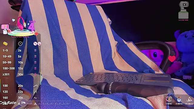 Snapshot of Diamond_black_22cm chatting on September 25, 12:15 pm Diamond black 22cm online show from September 25, 12:15 pm