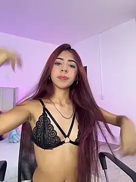 Mirandaa Rogers online show from April 10, 7:09 pm