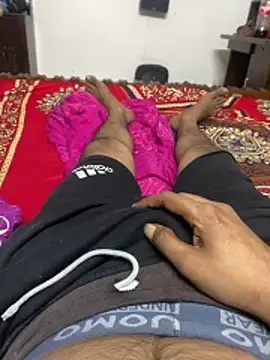 strip couple24 online show from November 7, 7:03 am