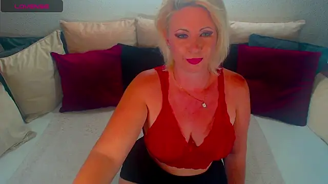 Lex McQueen online show from May 27, 9:01 pm