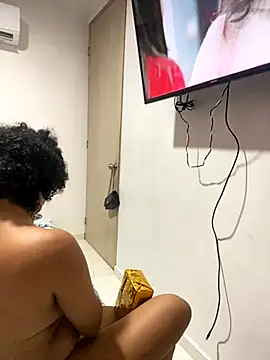 Snapshot of Tana_latin chatting on September 20, 3:05 am Tana latin online show from September 20, 3:05 am