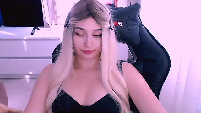 beauty blonde online show from October 13, 6:16 am