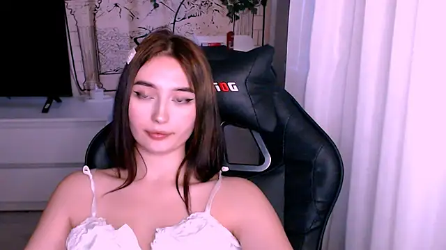 beauty blonde online show from October 3, 10:09 am