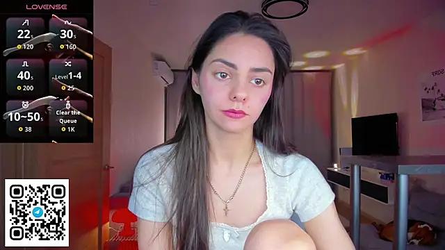 EmiliaZen online show from March 30, 5:45 pm