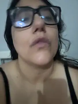 daianaspencer online show from September 27, 8:10 am